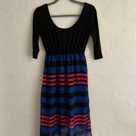 UC - knee length hi/lo dress - Picture 2 of 4
